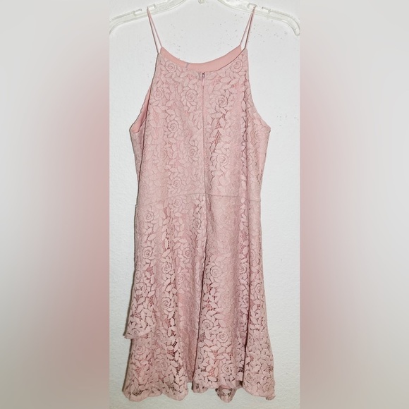 She and Sky Pink Floral Lace Ruffle Layer Dress size M NWT - Picture 3 of 5